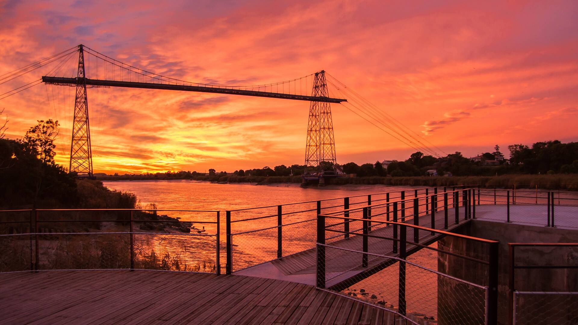 Coucher de soleil sur le Pont Transbordeur 