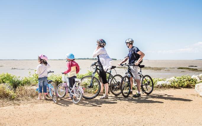 Sortie vélo en famille à Rochefort Océan