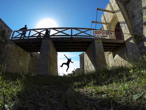 Sous le pont-levis du fort Vauban à Fouras ! - © Petibowom