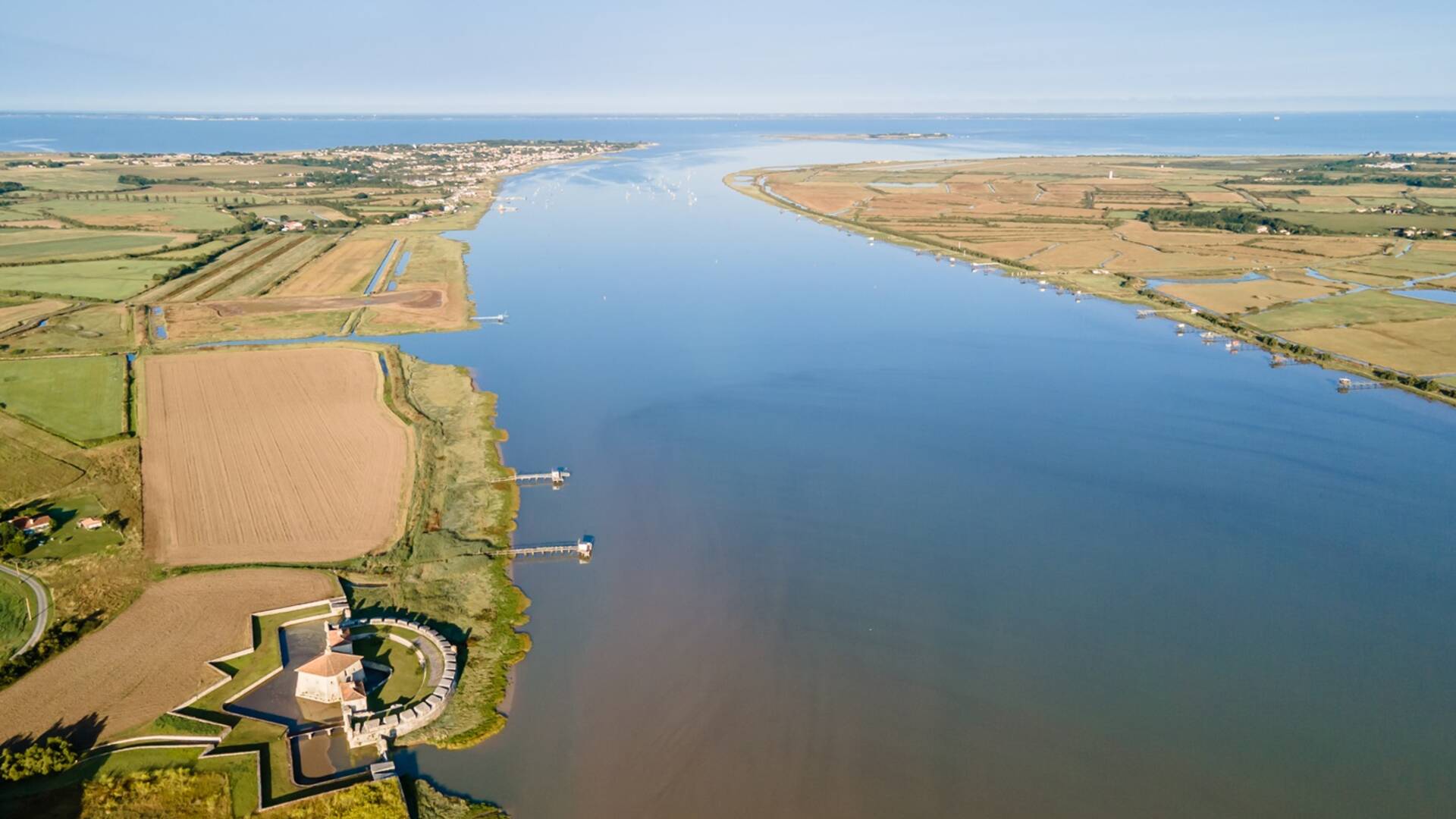 View of the Charente  estuary ©L.Pétillon