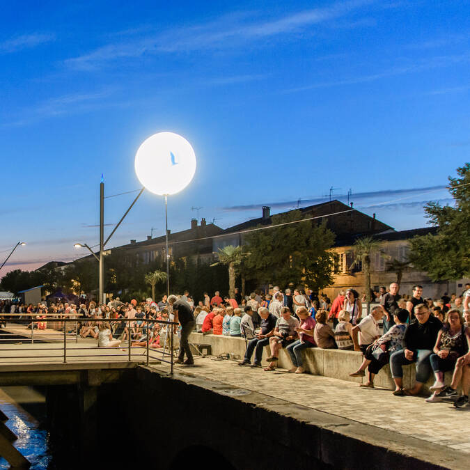 Les Jeudis O Quais à Tonnay-Charente  © L.Pétillon