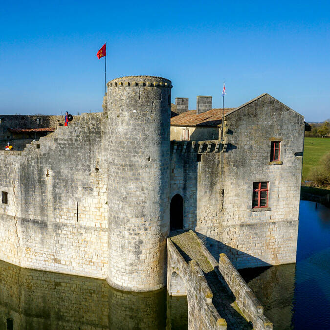 St Jean d’Angle, the medieval castle